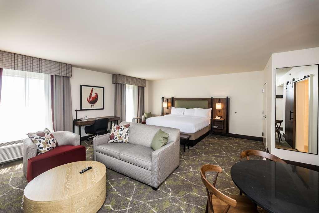Hampton Inn & Suites Dobson Værelse billede
