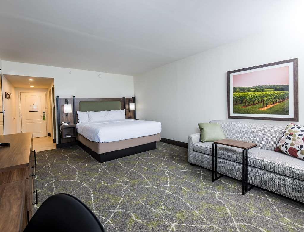 Hampton Inn & Suites Dobson Værelse billede